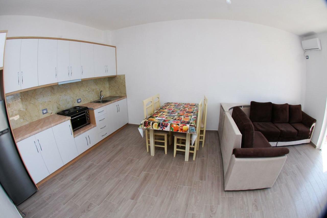 Rafail'S Apartment Саранда Экстерьер фото